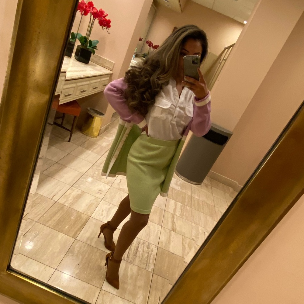 ST JOHN JACKET & SKIRT